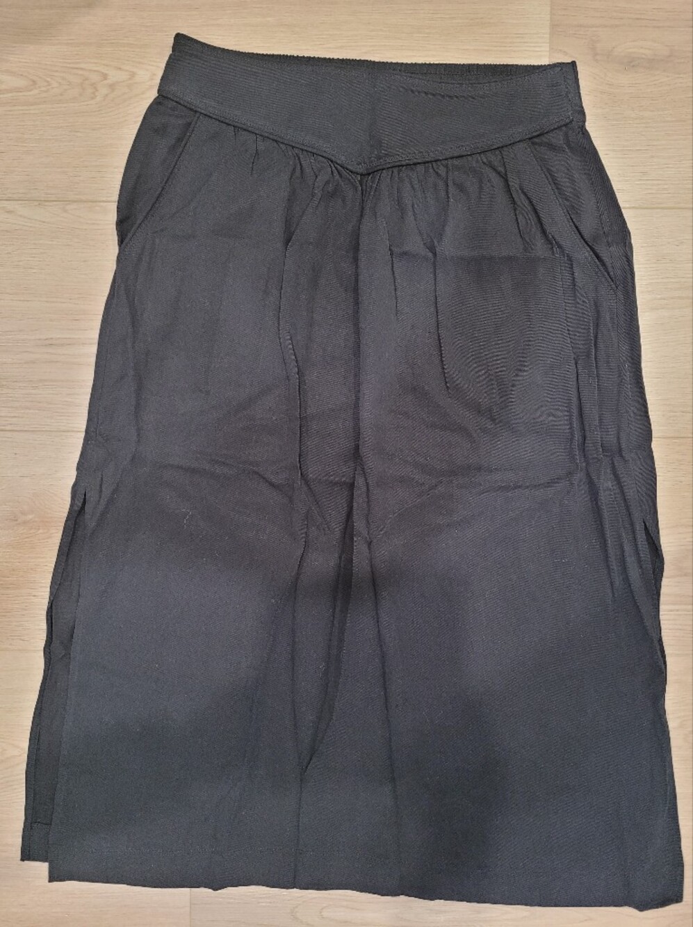 Aritzia Wilfred Black Women L Gabrielle Midi Long Skirt - Picture 2 of 9